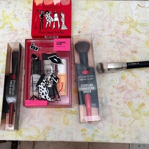 Smashbox Pink Stippling Foundation Brush - Camera Ready Collection